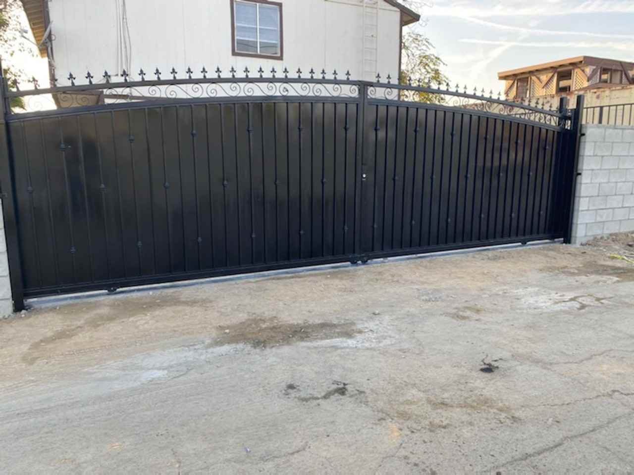 237 MLK Blvd - Photo 2 of 4