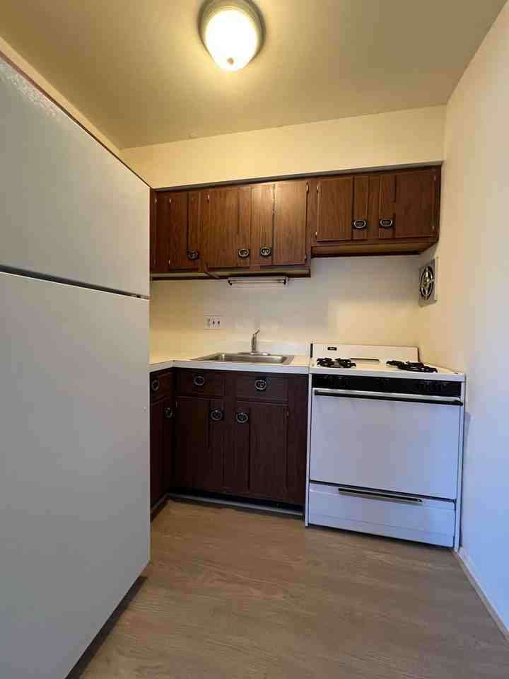 125B Clubhouse Dr Sw - Photo 3 of 7