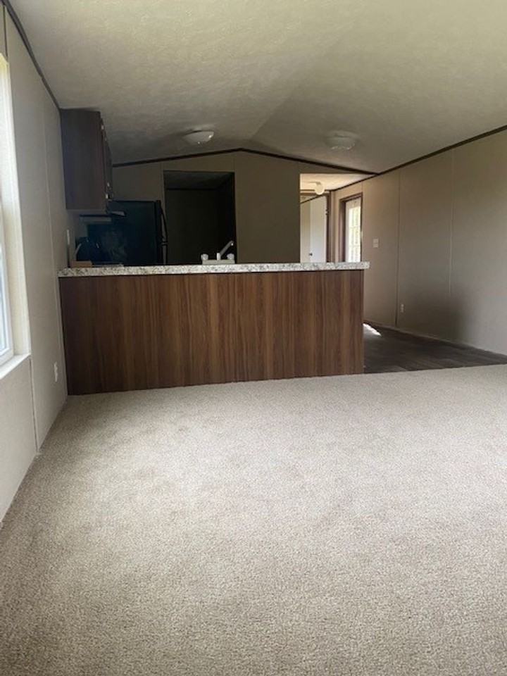 1315 Hooks Rd - Photo 2 of 13