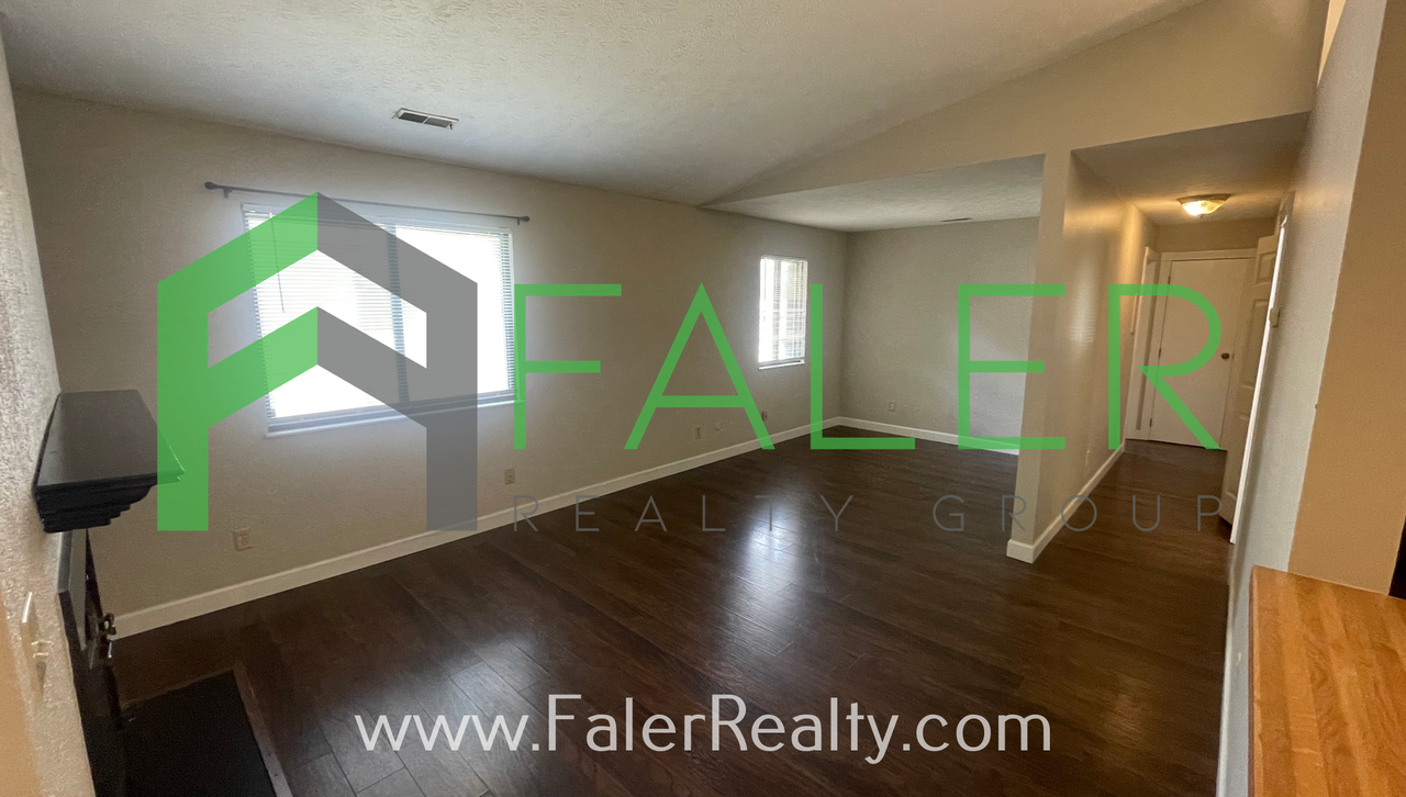 5161 Belle Isle Dr - Photo 3 of 23