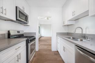 911 Havenhurst Drive (#840) - Photo 1 of 1