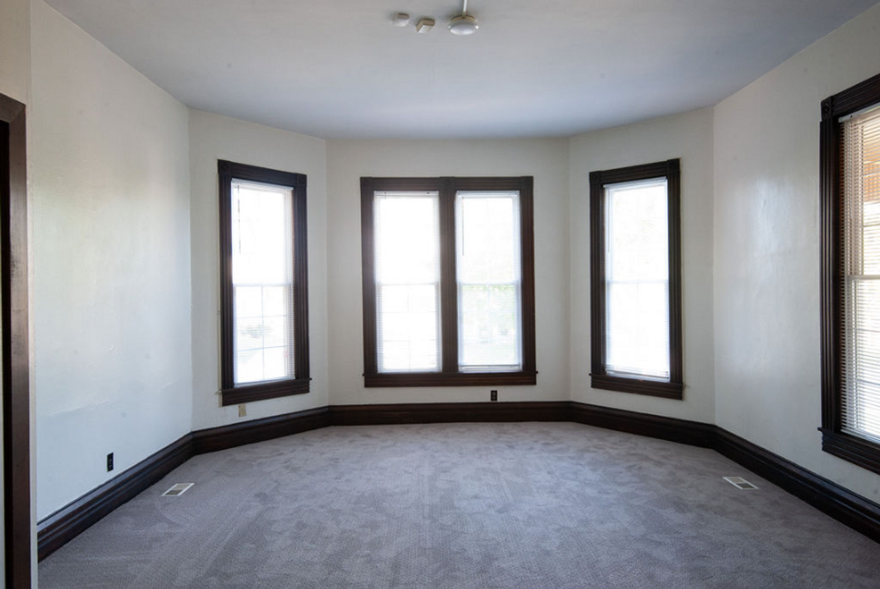 501 N Washington St - Photo 3 of 10