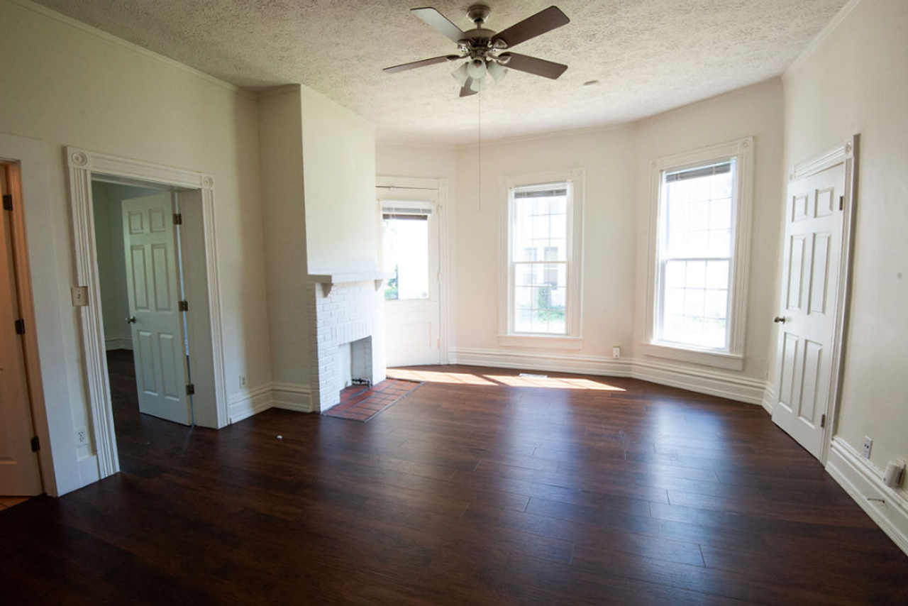 515 North Washington Street - Photo 3 of 11