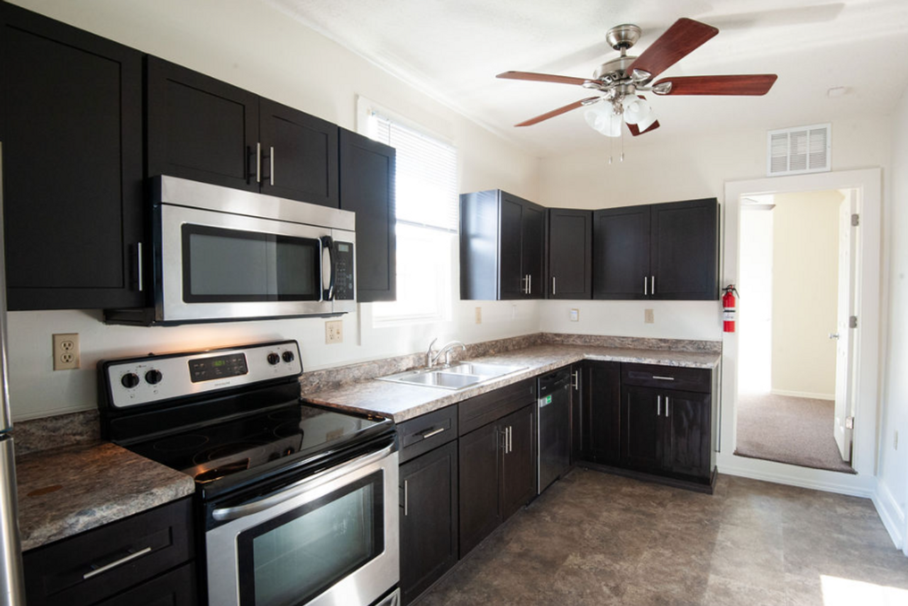 515 North Washington Street - Photo 6 of 11