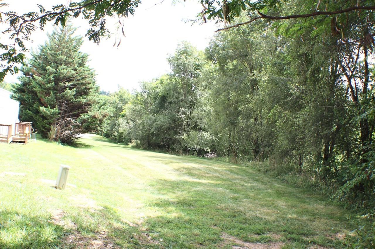 578 Pheasant Run Circle - Photo 2 of 42