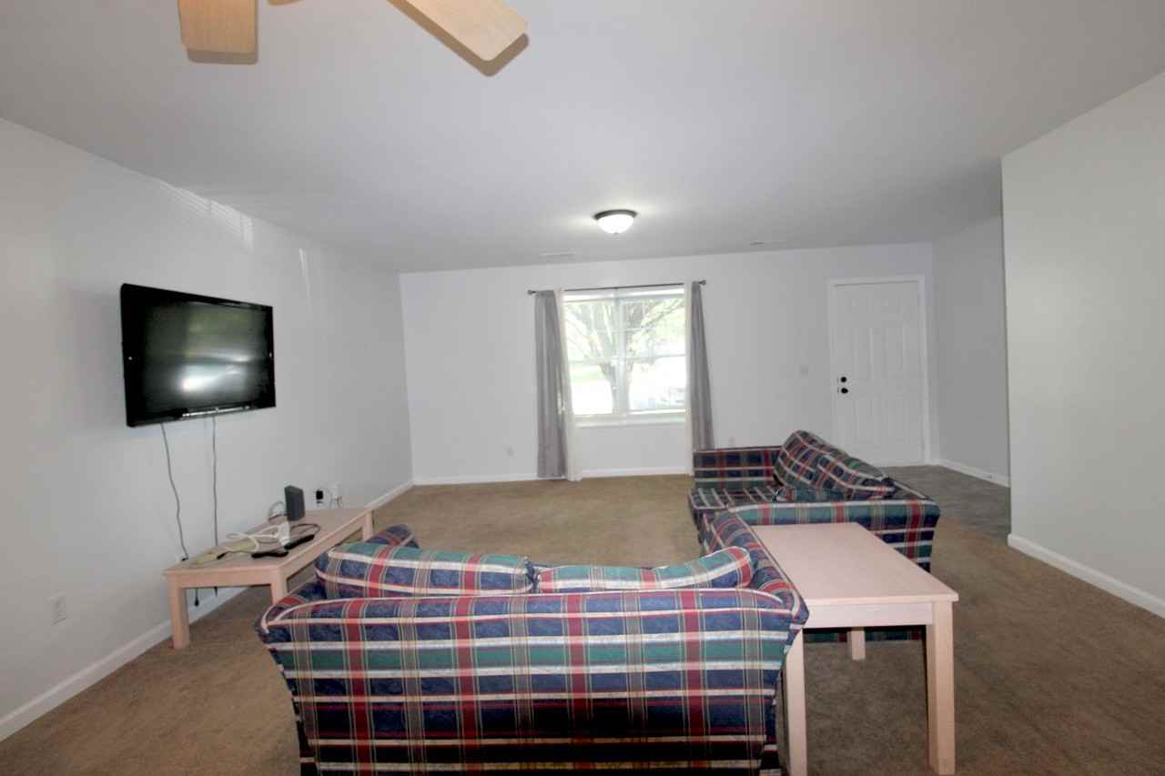 578 Pheasant Run Circle - Photo 4 of 42