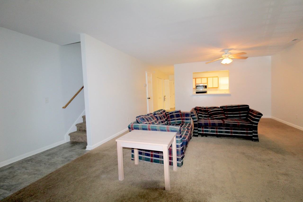 578 Pheasant Run Circle - Photo 7 of 42