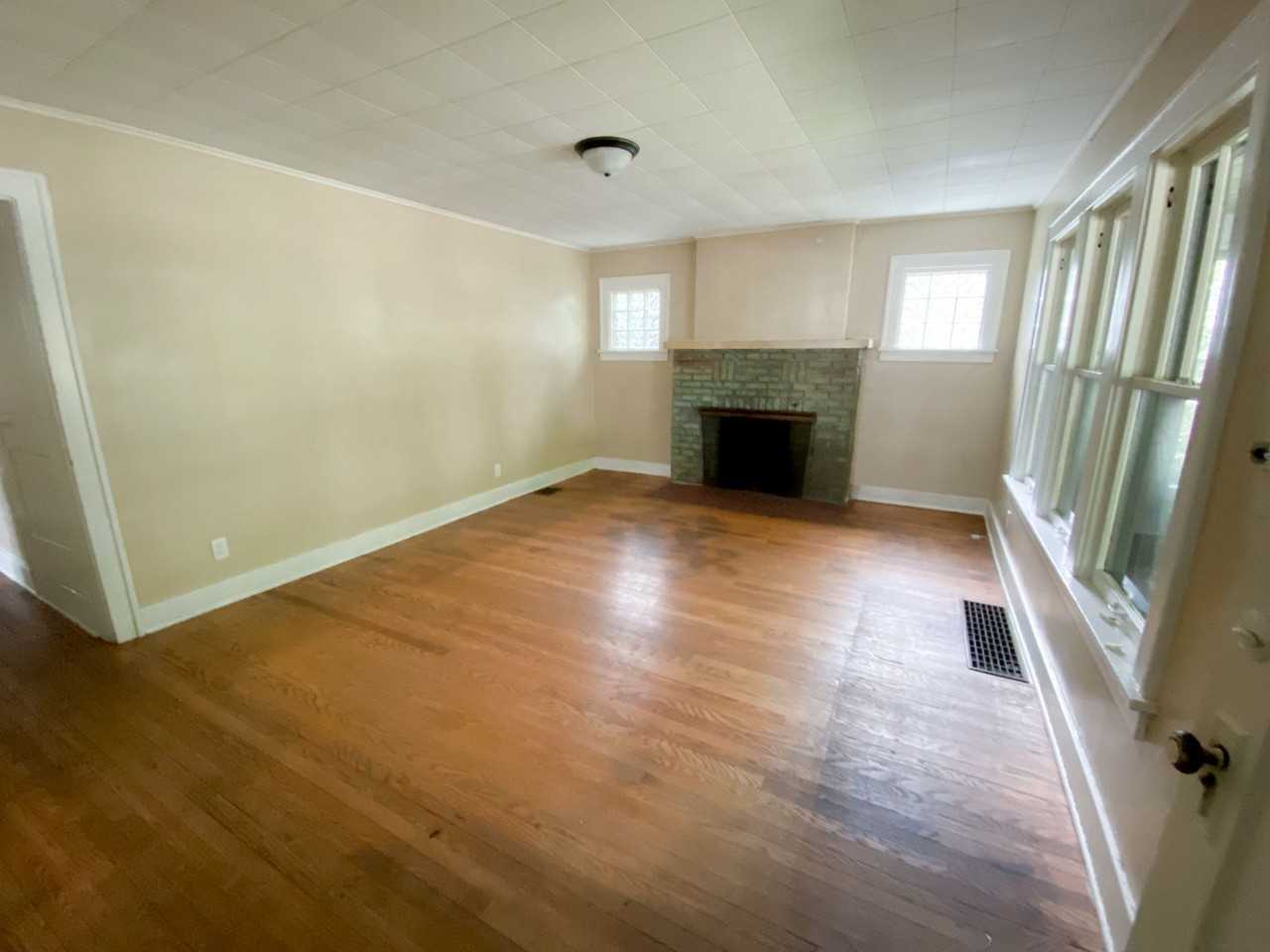 918 N Chauncey Ave - Photo 5 of 13
