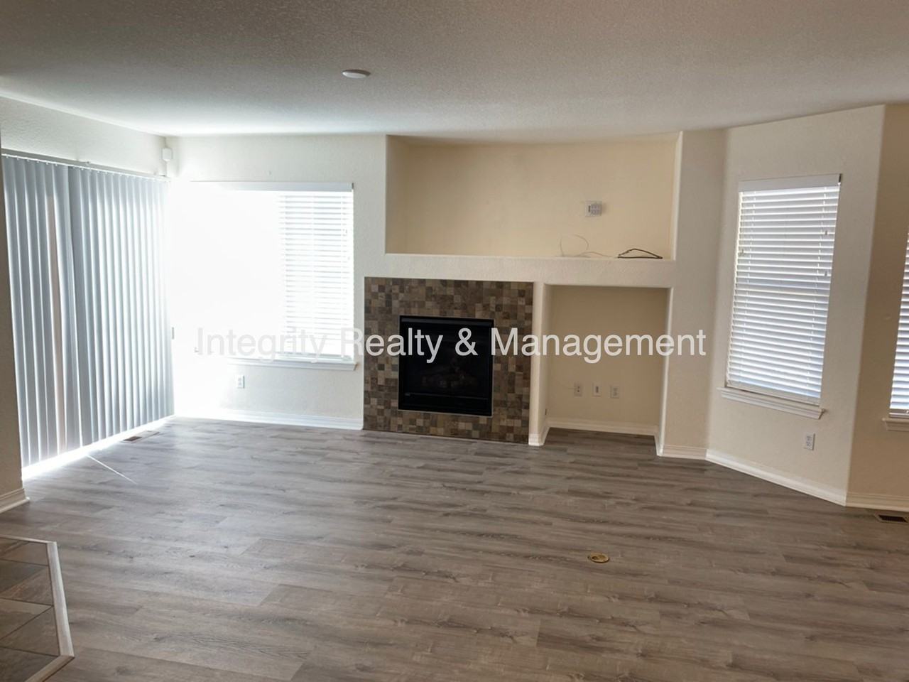 2695 Cutters Cir #106 - Photo 5 of 29