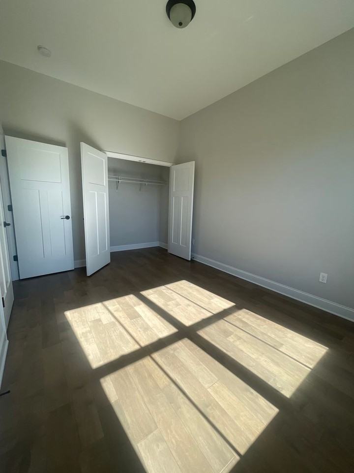 3262 Denver Ln - Photo 3 of 30