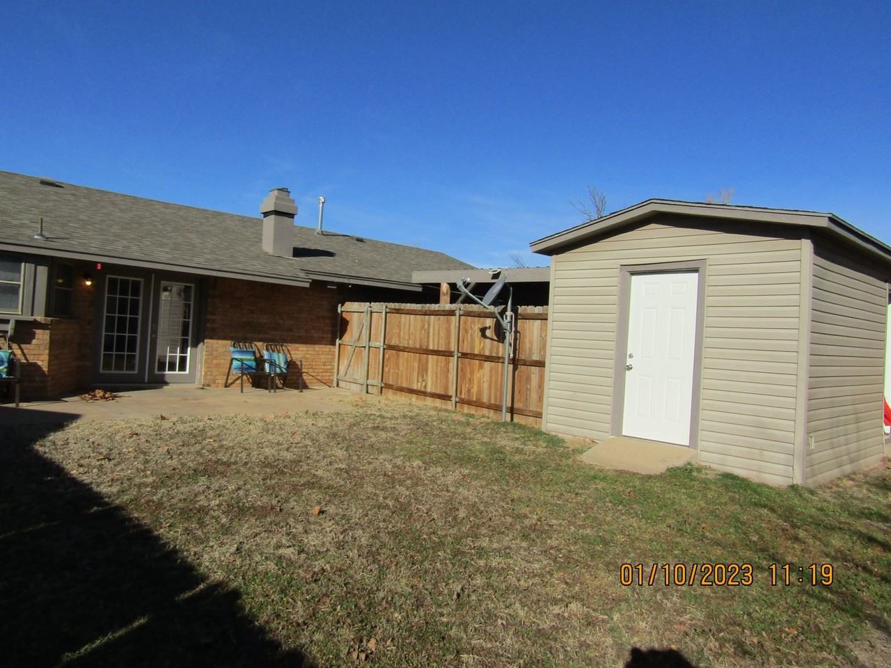 207 Ne 46th St - Photo 5 of 39