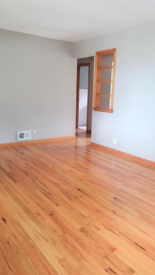 6226 Oak St - Photo 5 of 14