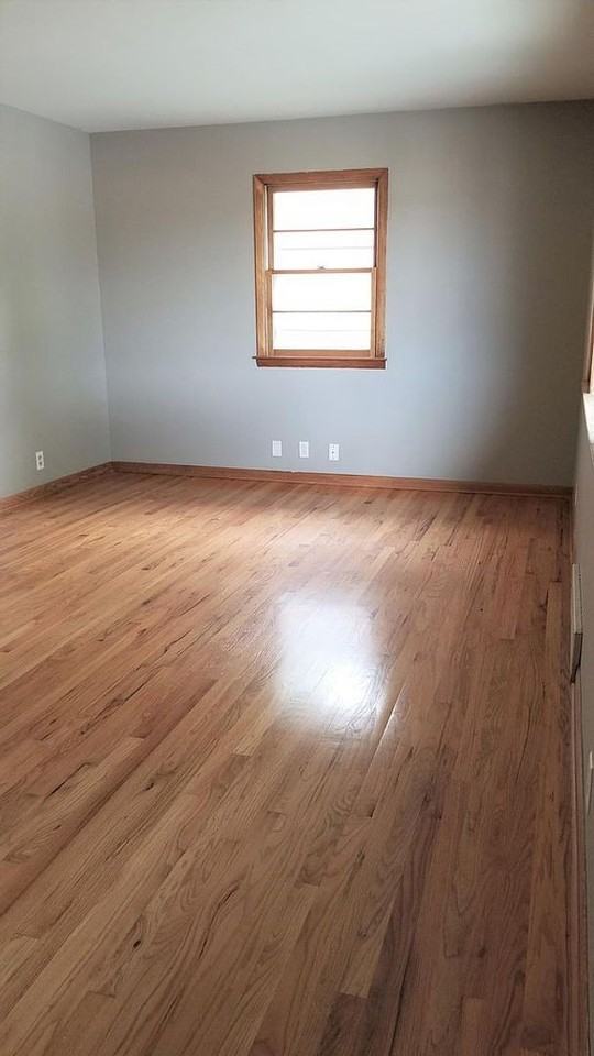 6226 Oak St - Photo 6 of 14