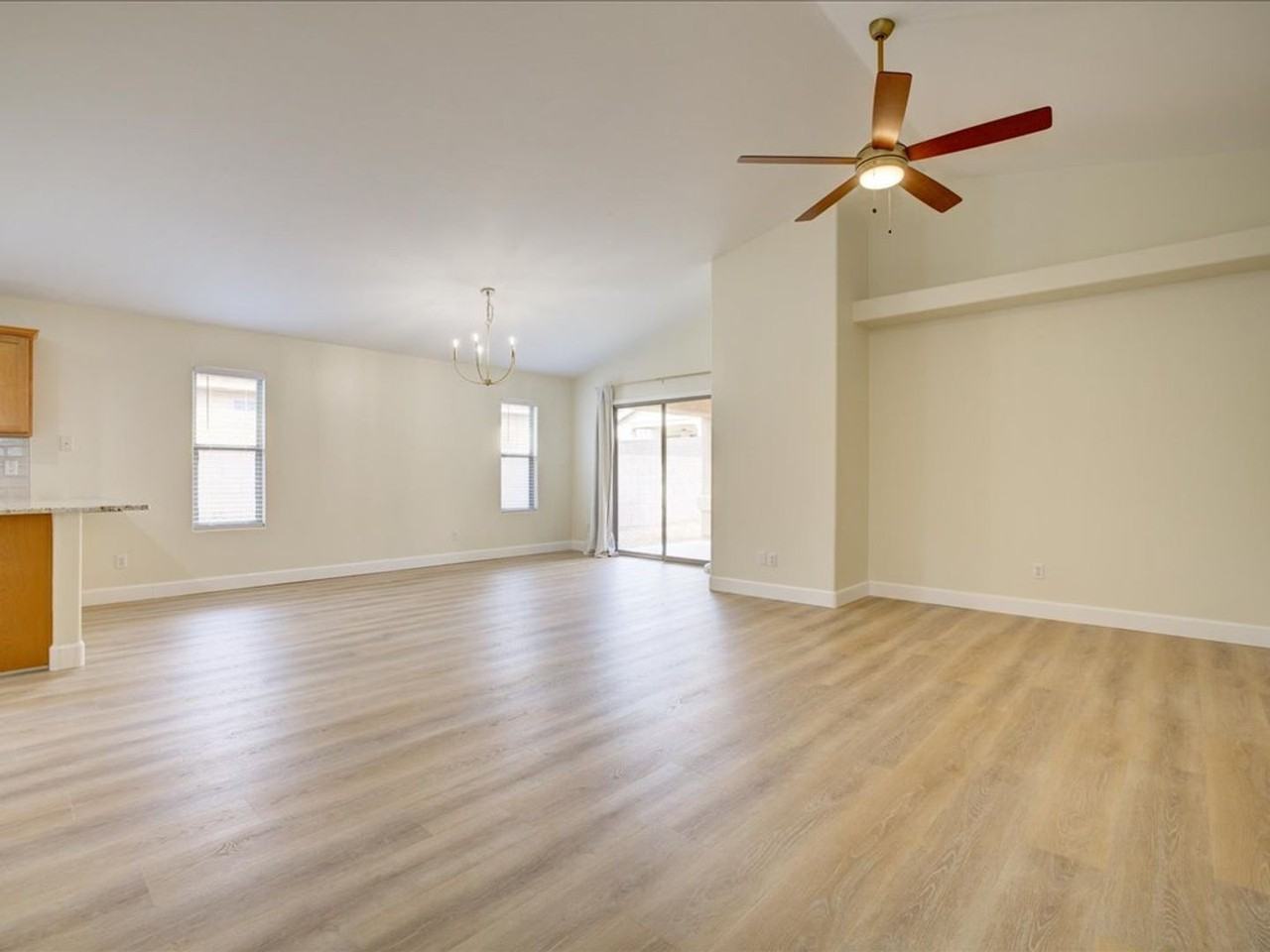 10518 E Geyer Willow Rd - Photo 4 of 27