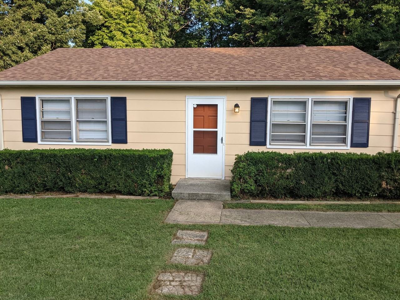 155 Thomas Rd - Photo 3 of 32