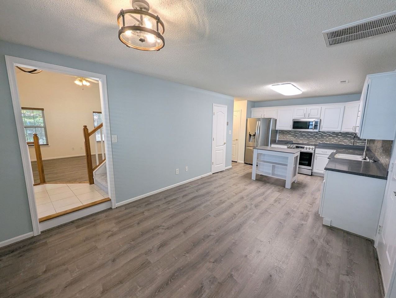 294 Raven Ter - Photo 5 of 14