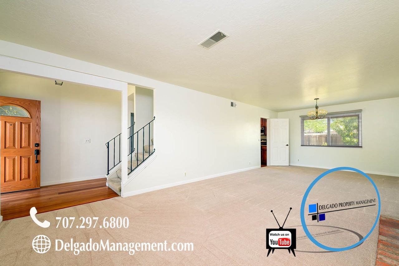 1409 Plaza De Oro - Photo 5 of 34