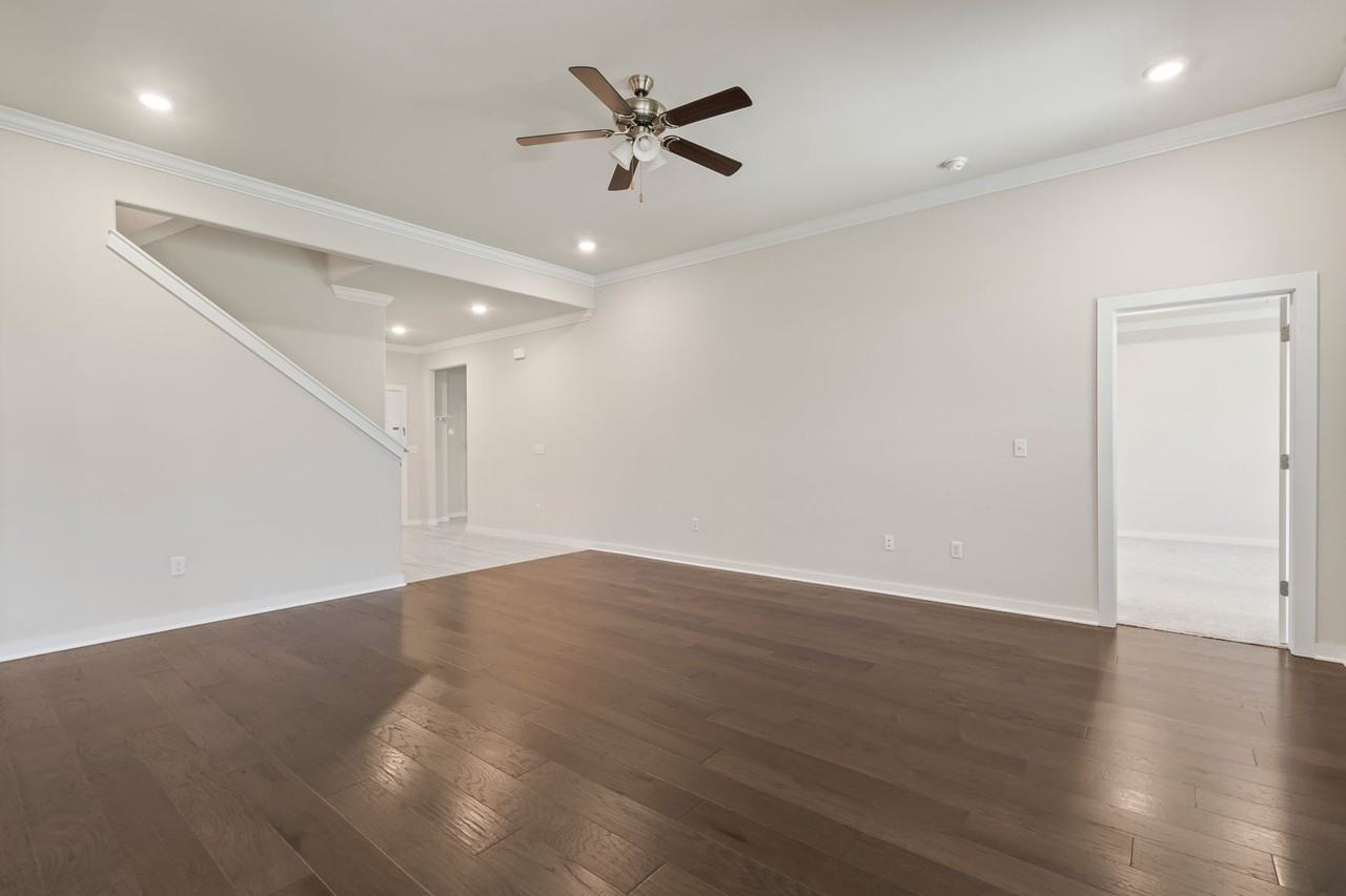 338 South Emerald Woods Run - Photo 7 of 25