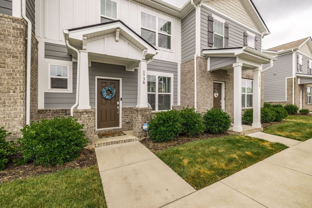 1730 Frodo Way - Photo 3 of 25