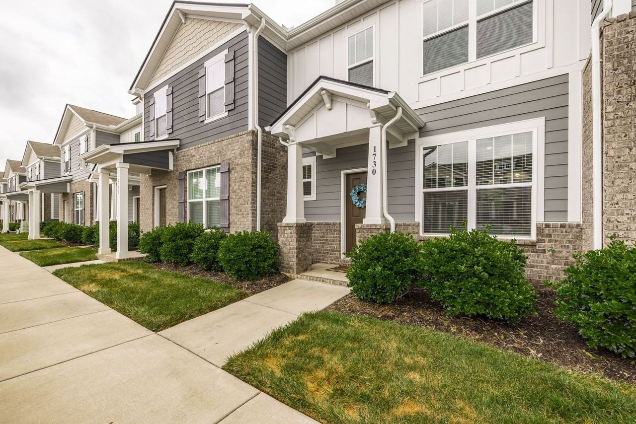 1730 Frodo Way - Photo 4 of 25