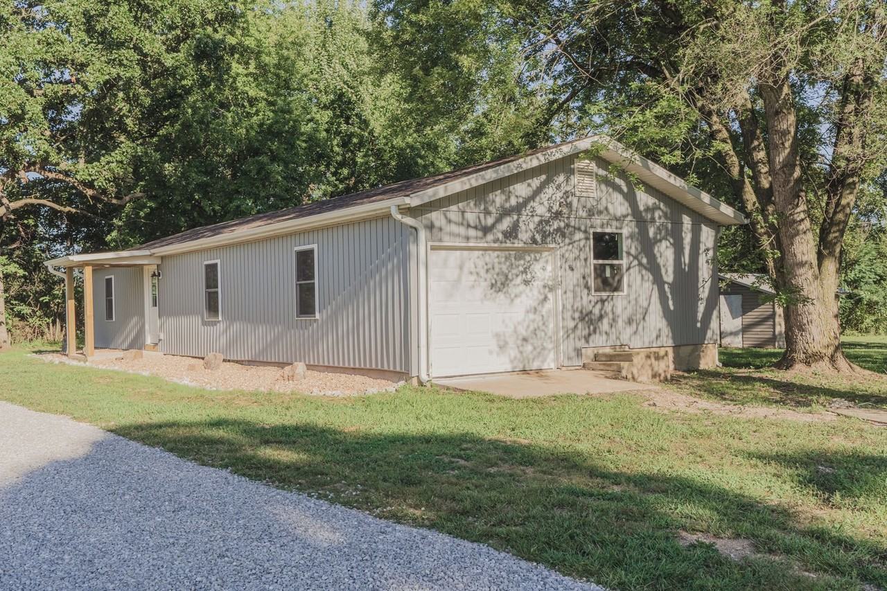 15291 Highway 64 - Photo 2 of 28