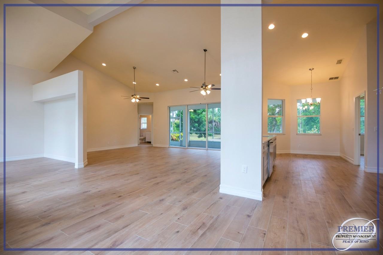 3660 31st Ave Sw - Photo 5 of 15