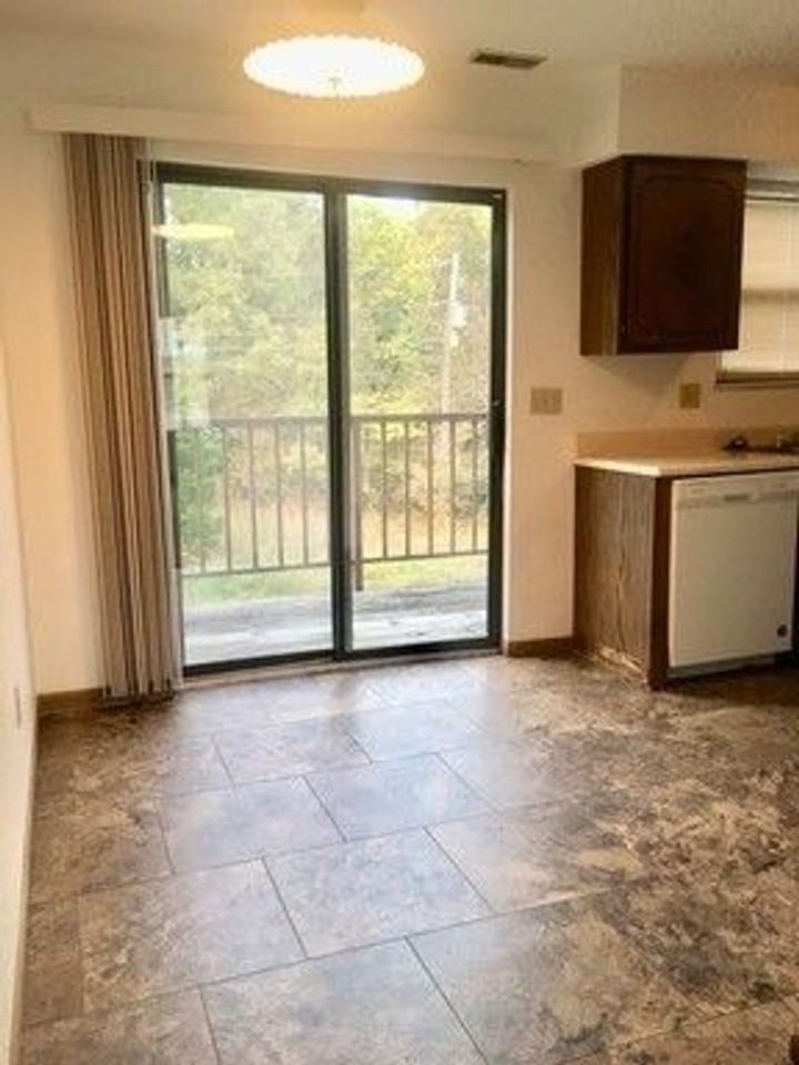 7556-MF4-E4 - Photo 3 of 9