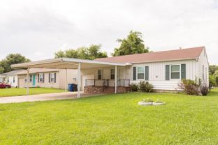 6213 E Newton St - Photo 1 of 1