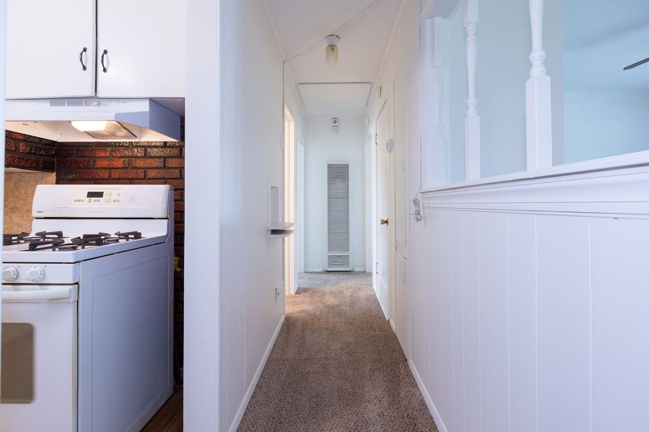 6213 E Newton St - Photo 7 of 28