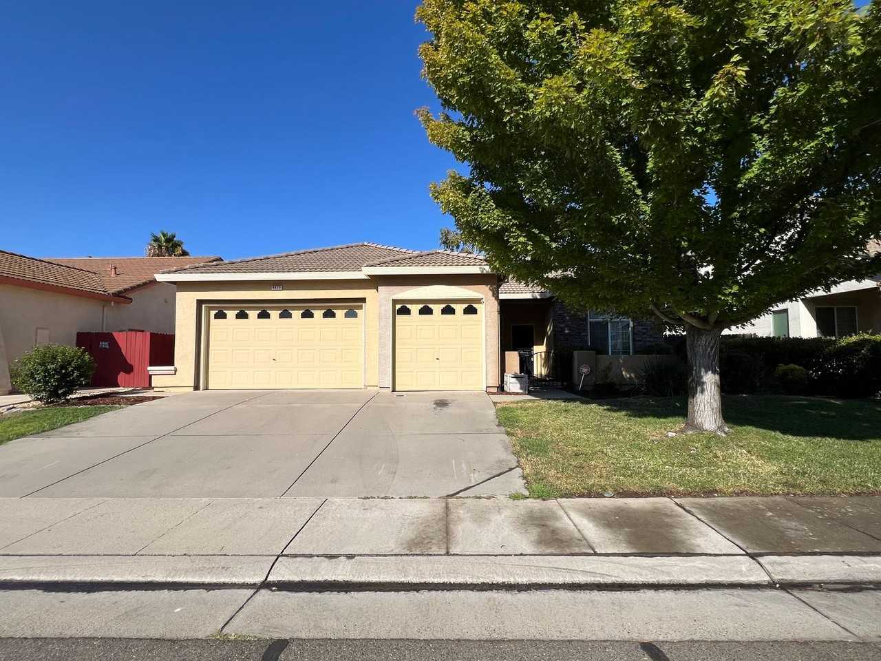 9826 Gavirate Way - Photo 2 of 50