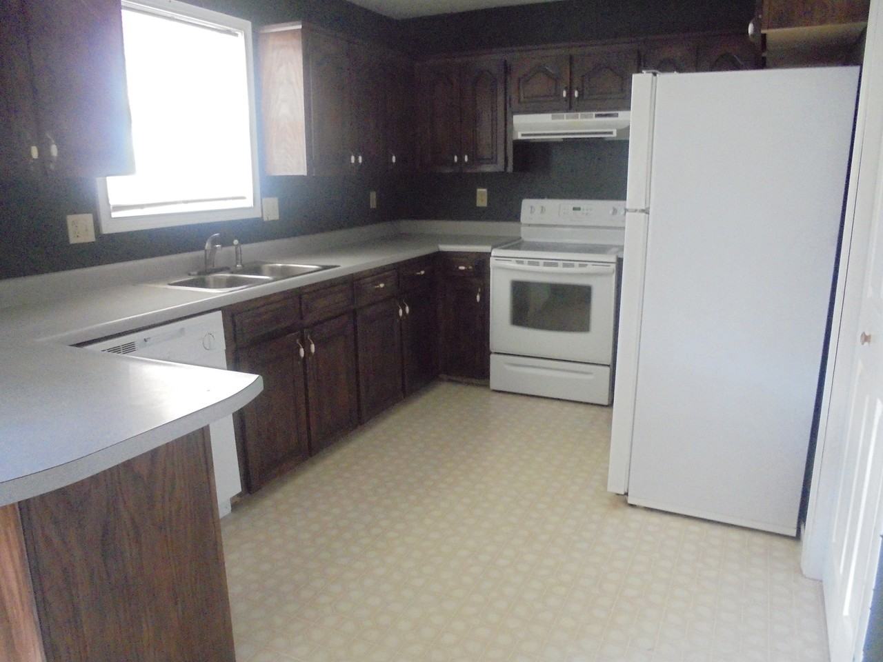 100 Shara Dr - Photo 5 of 20