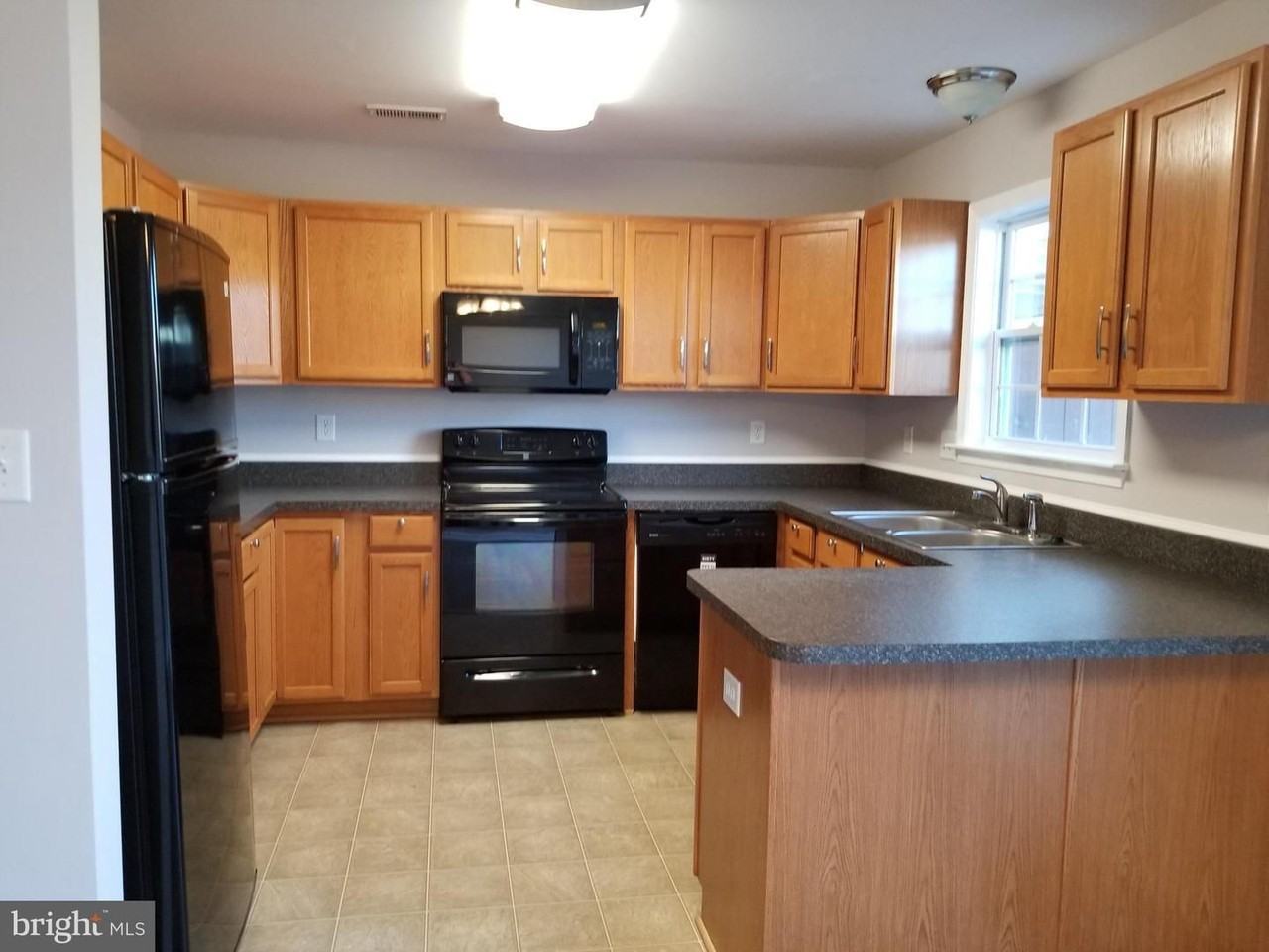 10 Sophie Ln - Photo 2 of 15