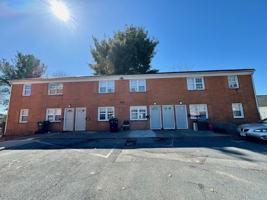 featured image of 412 Bruce St #11