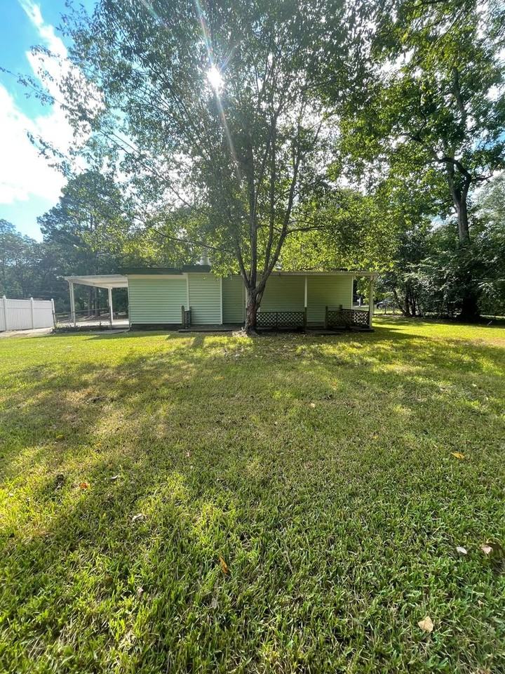 3465 Dundale Rd - Photo 4 of 23