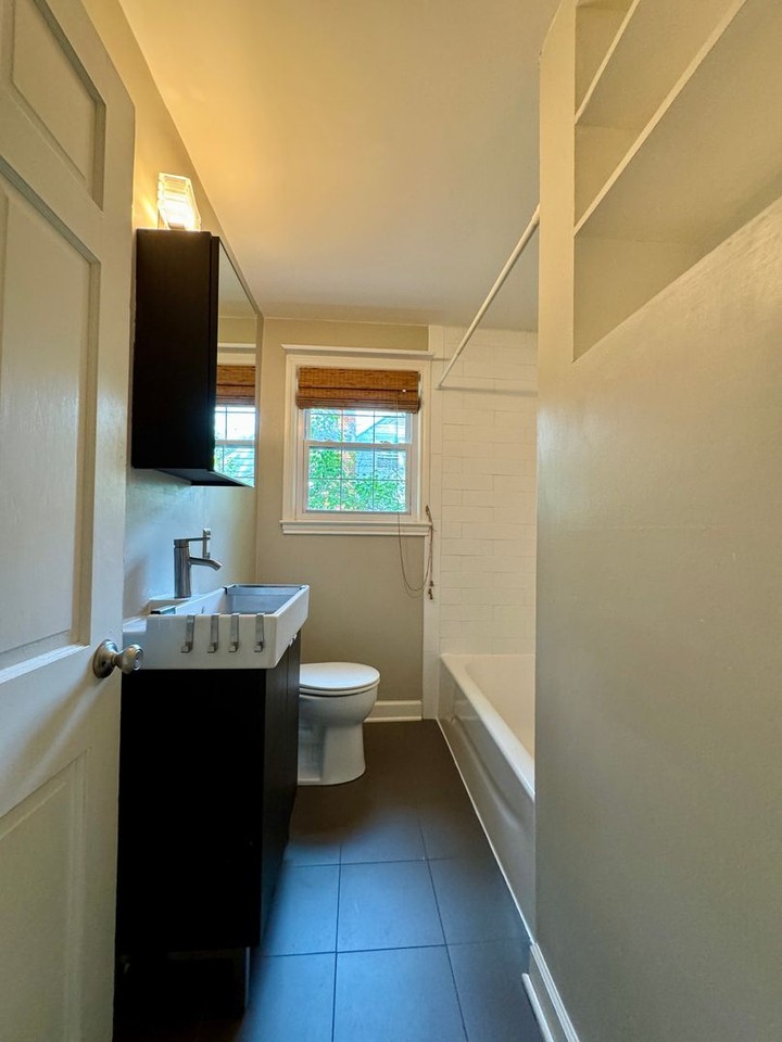 612 Dehart St - Photo 6 of 23