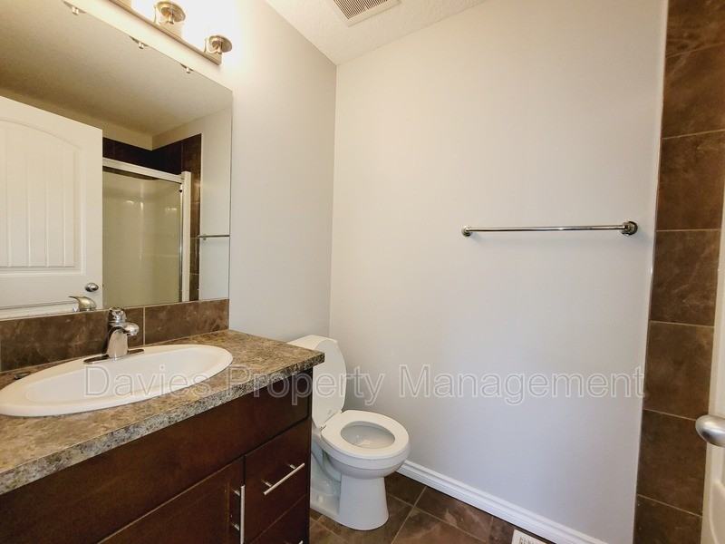 12124 122 St Nw #MAIN - Photo 7 of 15