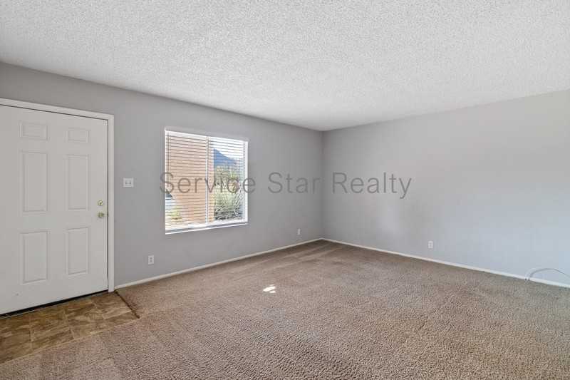 13027 N 28th St - Photo 3 of 21