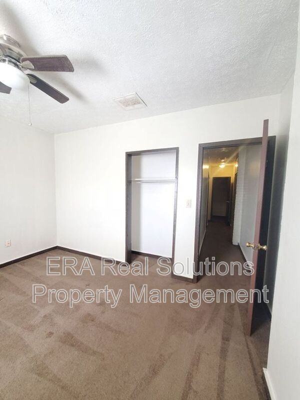 166 E Innis Ave - Photo 2 of 13