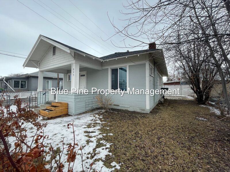 825 E Lander St - Photo 2 of 25