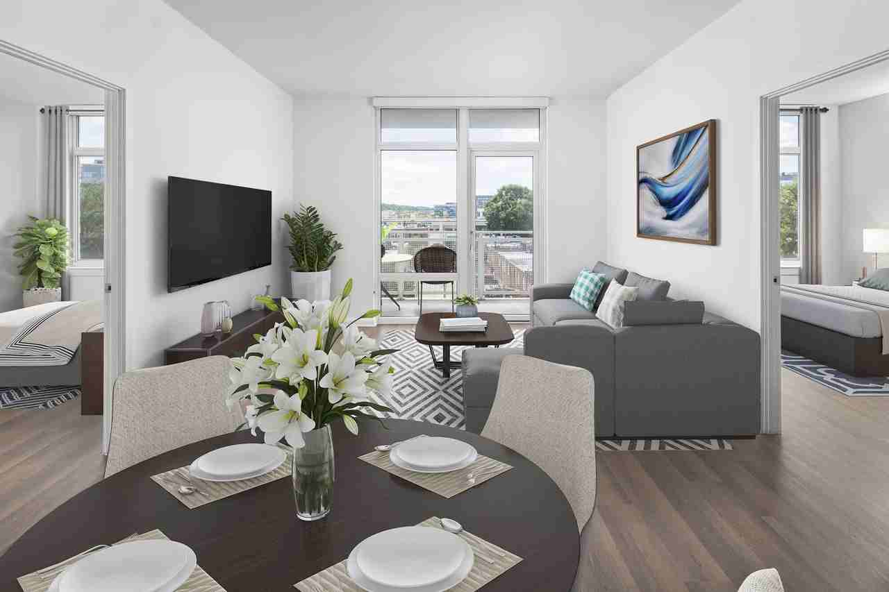 Camden South Capitol - Photo 4 of 38