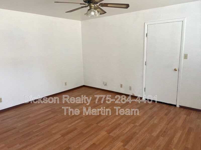 530 E Stillwater Ave - Photo 2 of 15