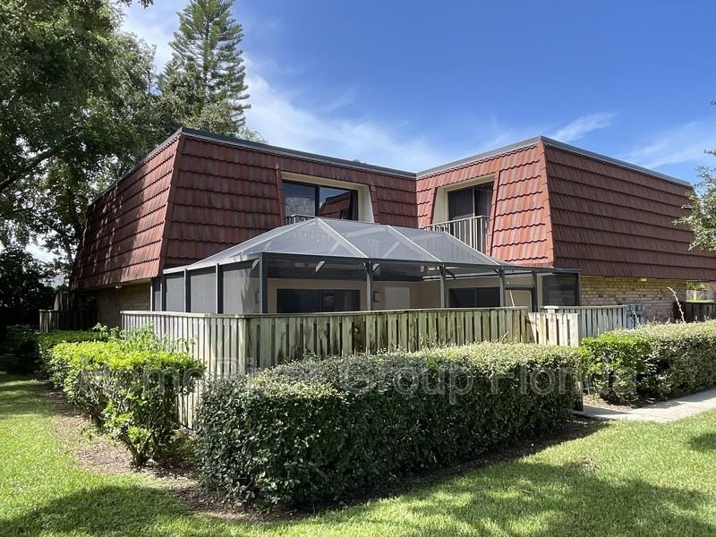 2616 10th Ct - Photo 2 of 31