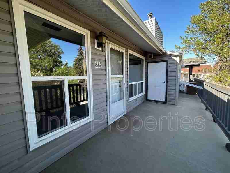 1503 Mill Woods Road East