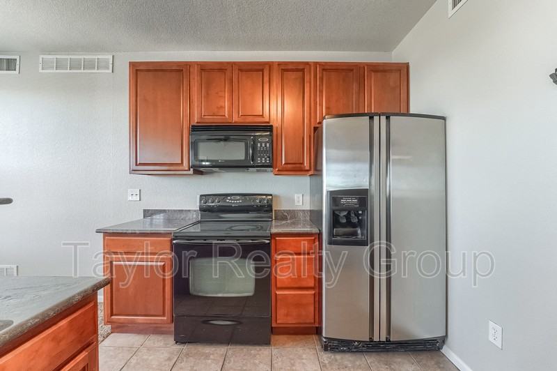 2855 Blue Sky Cir #3-202 - Photo 5 of 22