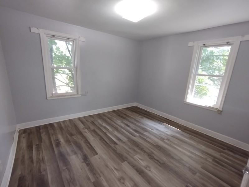 322 Woodlawn Rd - Photo 2 of 11