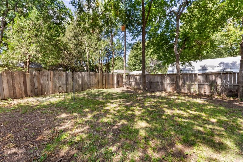 1151 Waverly St - Photo 4 of 19