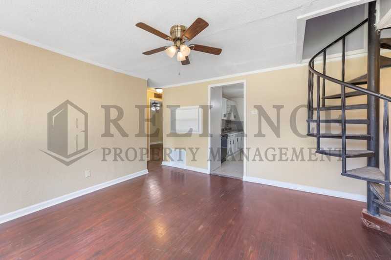 1151 Waverly St - Photo 6 of 19