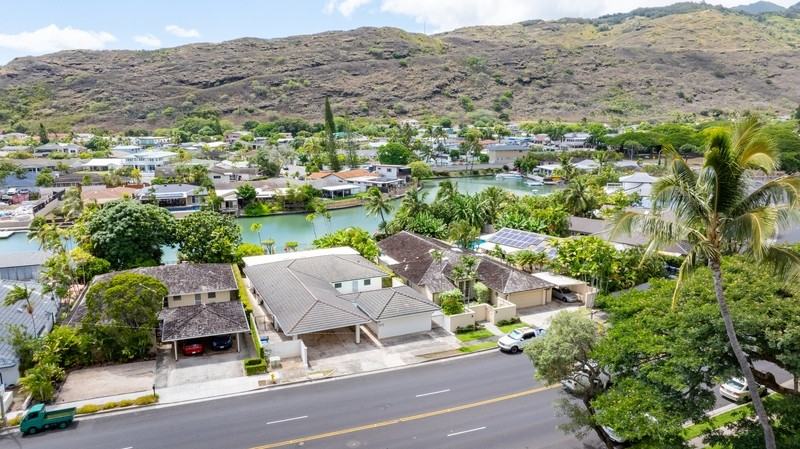 6741 Hawaii Kai Dr - Photo 4 of 15