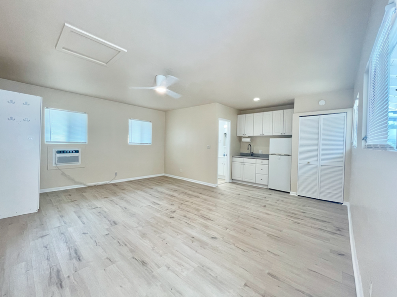 6741 Hawaii Kai Dr - Photo 6 of 15