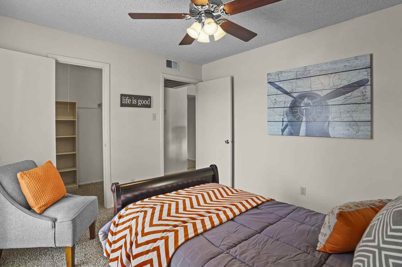 High Ridge Apts. - Photo 7 of 18